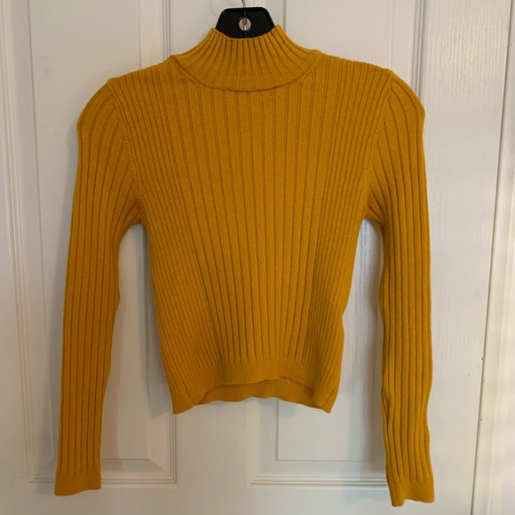 UO Cooperative Cindy Ribbed MockNeck Sweater Small - Picture 2 of 5